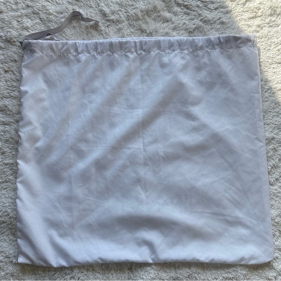 Jimmy Choo White Drawstring Bag - Picture 5 of 6